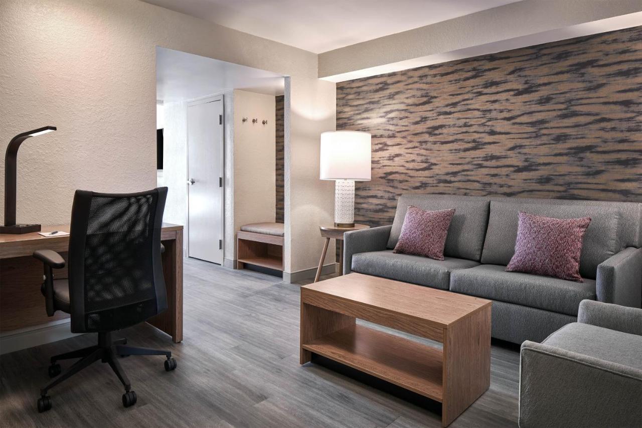 Sheraton Richmond Airport Hotel Sandston Exterior foto